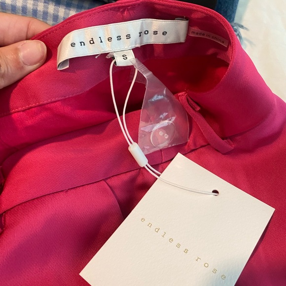 SOLD Vici pink pants - Picture 4 of 4